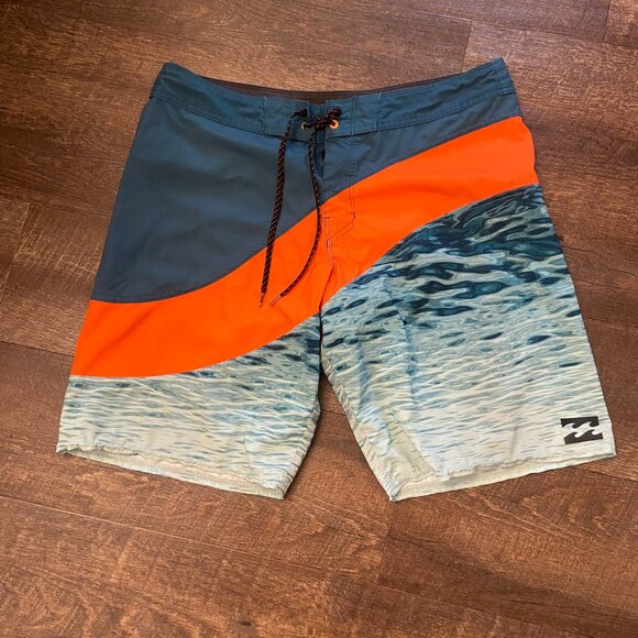 Billabong Repeater Stretch Boardshorts - Size 38 - Picture 2 of 6